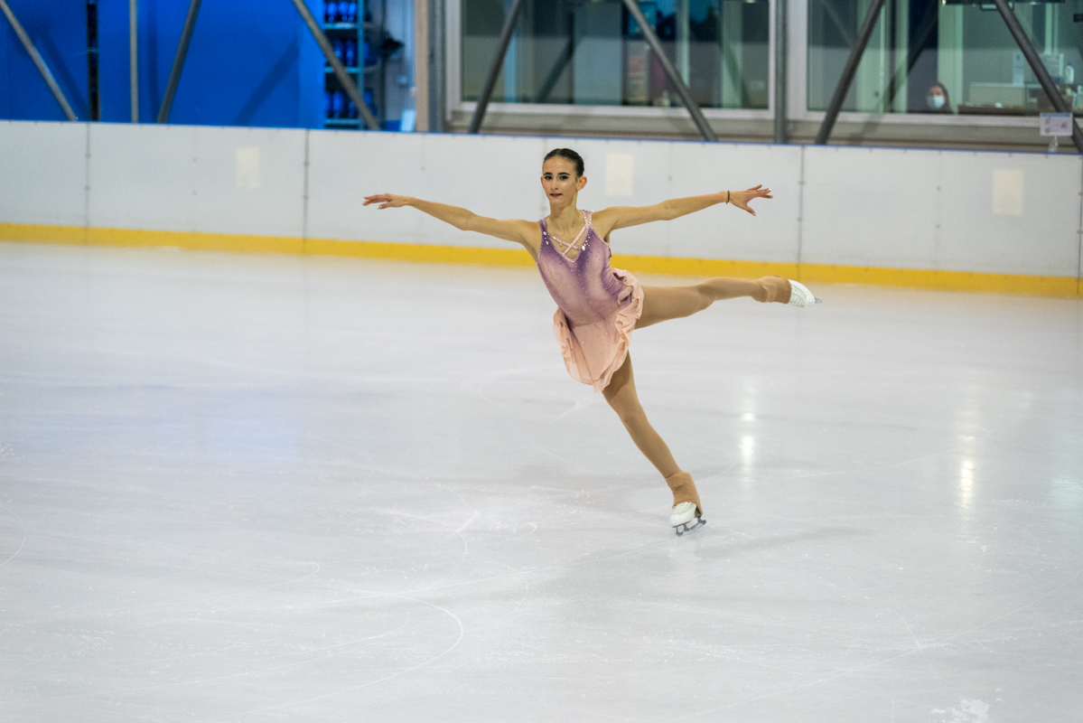 Atleta Ice Emotion durante un allenamento di pattinaggio artistico